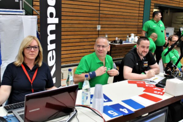 dm-fotos-verein-120-20220124-1674094939F26F02EE-BA26-4756-70B9-816232F31234.jpg