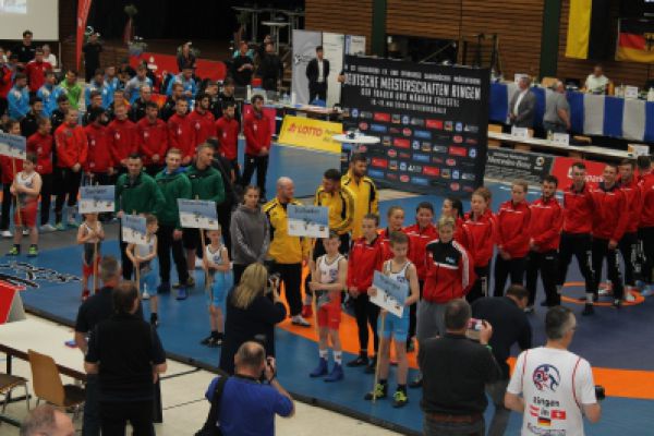 dm-fotos-verein-78-20220124-1342142420E44643BB-ECD3-54AB-25A4-7A2268E4BD72.jpg