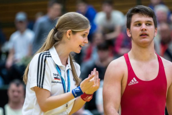 dmm-jugend-2016-145-20220126-1324311028327B2485-3E9C-AF46-5B72-80ECF4833815.jpg