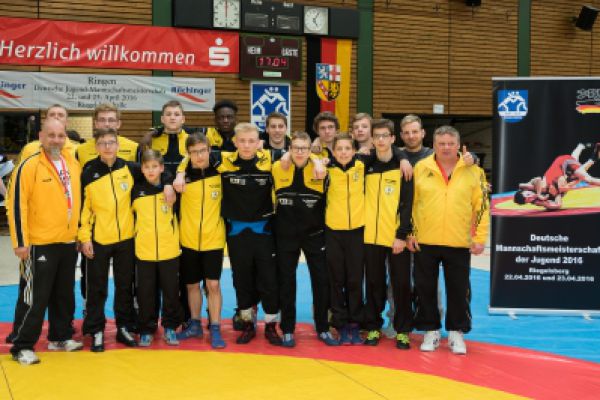 dmm-jugend-2016-40-20220126-11342273270EE0772C-98D5-A956-4EC2-54F6E103777B.jpg