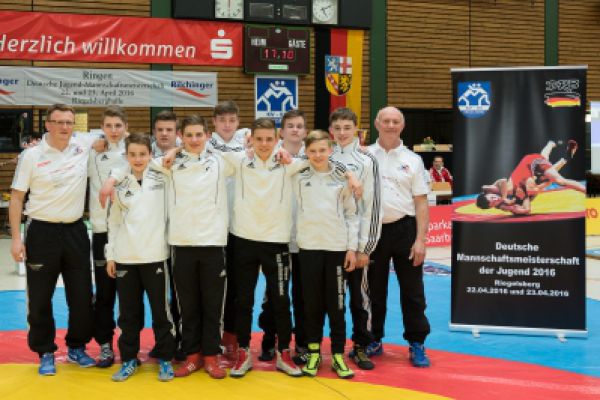 dmm-jugend-2016-44-20220126-1593337784ACE463E6-7DB2-446C-3DBF-EEEFF28EE57D.jpg